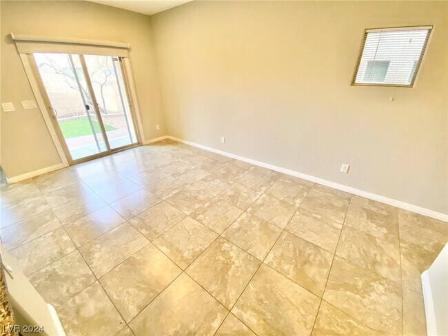 Building Photo - 6824 Majestic Palm Dr