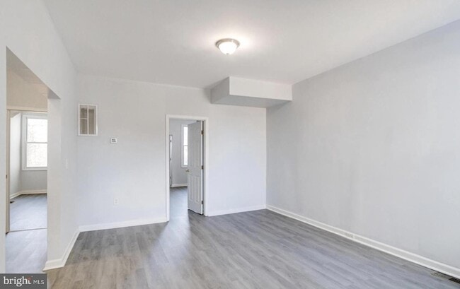Building Photo - 3007 Oakley Ave