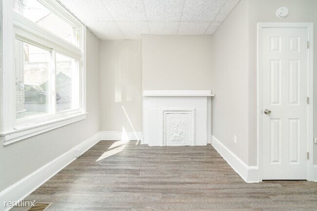 Building Photo - 2 br, 1.5 bath House - 840 Blossom Way