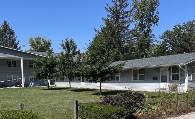 Building Photo - 1320 Millerwood Ct