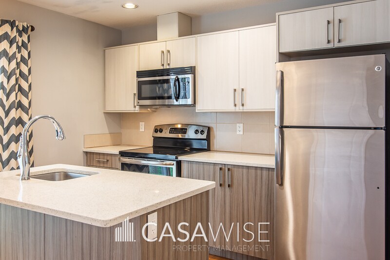 Photo principale - 8514-8583 83 Ave NW