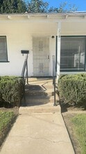 Building Photo - 219 Olive Ave