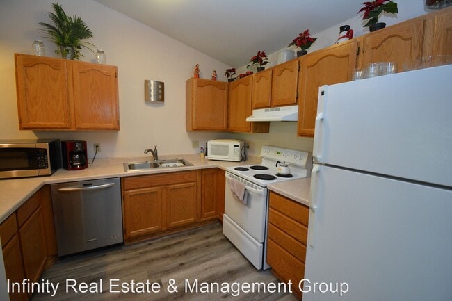 Building Photo - 2 br, 1 bath House - 1915 Deerhaven Ln NE # 6