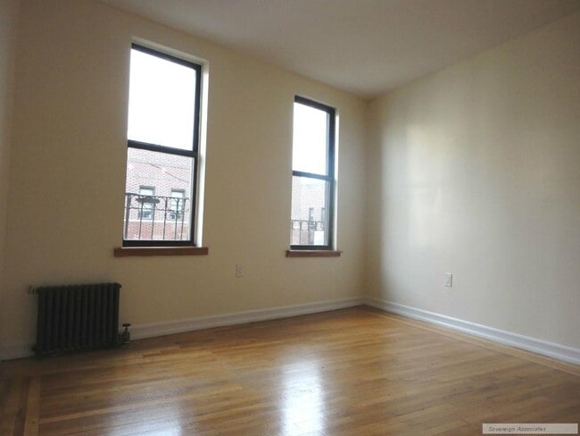 Building Photo - 112 Haven Ave