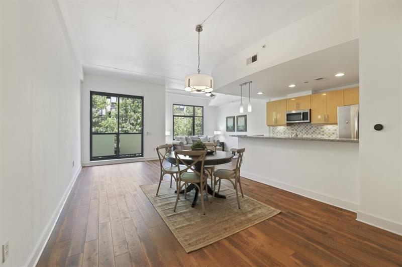 Primary Photo - 335 W Ponce de Leon Ave