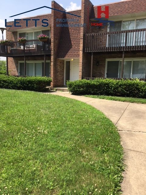 Primary Photo - Beautiful 2 Bedroom Aprtment