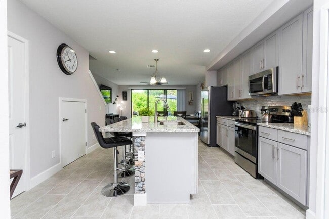 Building Photo - 4704 Terra Esmeralda Dr