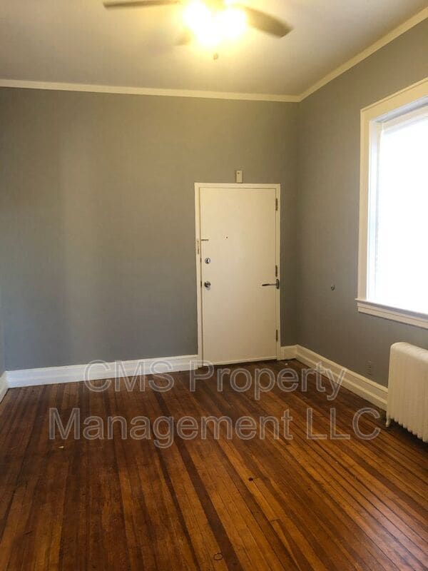Building Photo - 1501 S Wood Ave