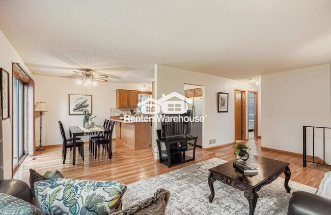 Foto del edificio - 2883 117th Ln NW