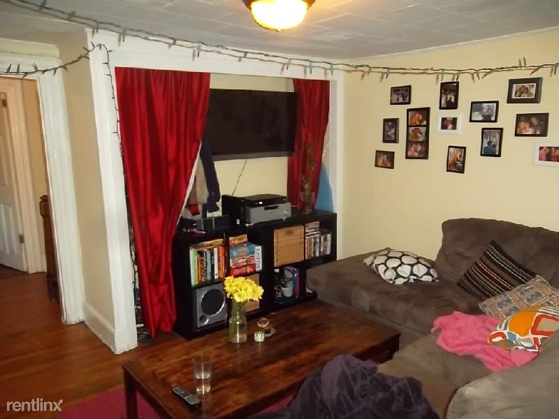 Primary Photo - 1470 Tremont St