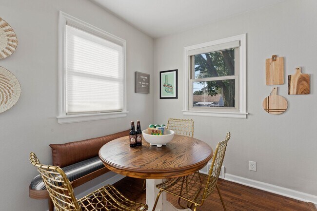 Foto del edificio - The Garland Bleu 3 bedroom home (Furnished)