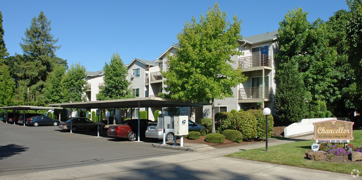 Foto principal - Chancellor Apartments