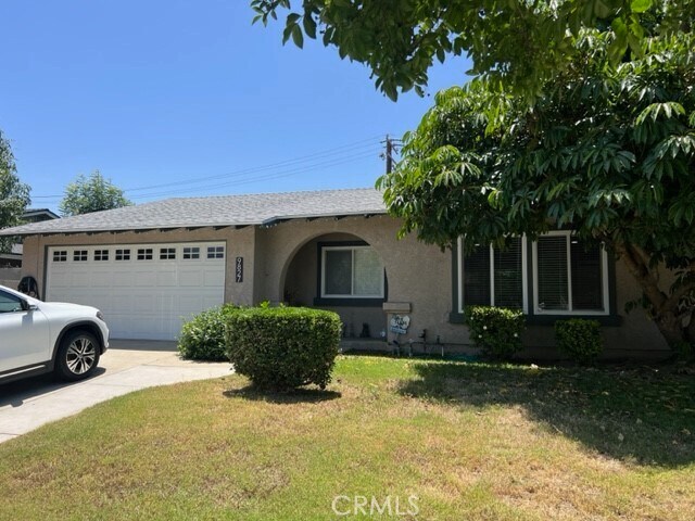 Foto principal - 9827 Estacia Ct