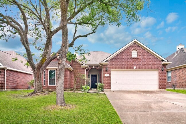 Building Photo - 5707 Overton Park Dr