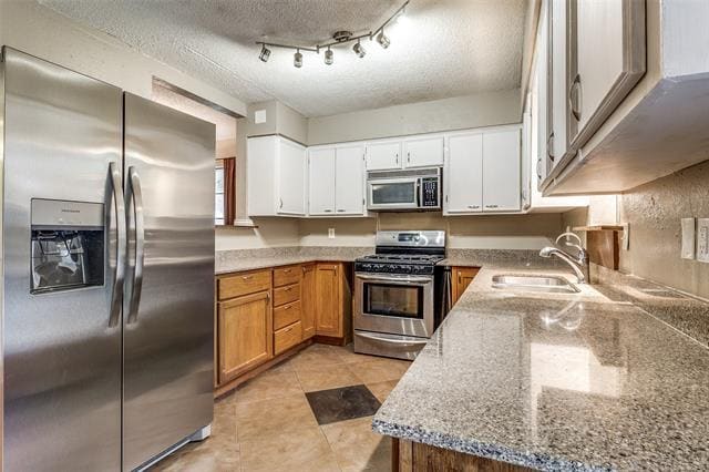 Building Photo - 8331 Lullwater Dr