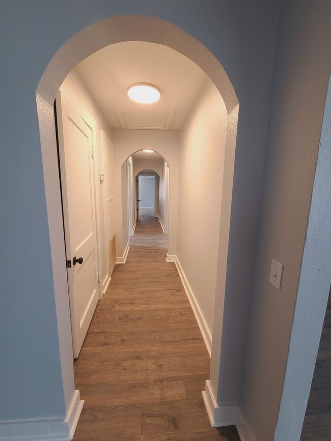 Building Photo - Introducing a newly remodeled 3-bedroom, 2...