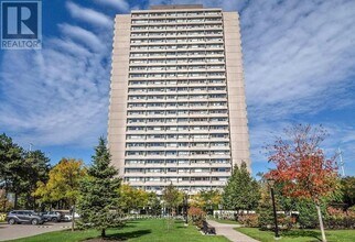 Building Photo - 735 Don Mills Rd.