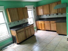 Building Photo - 89-14 113th St