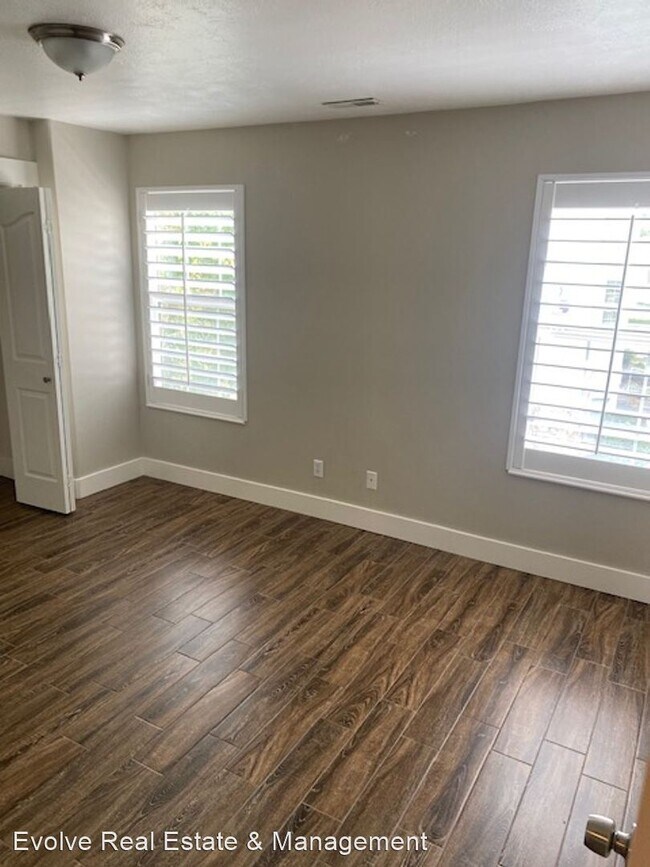 Foto del edificio - 2 br, 2.5 bath House - 1298 S 1145 W