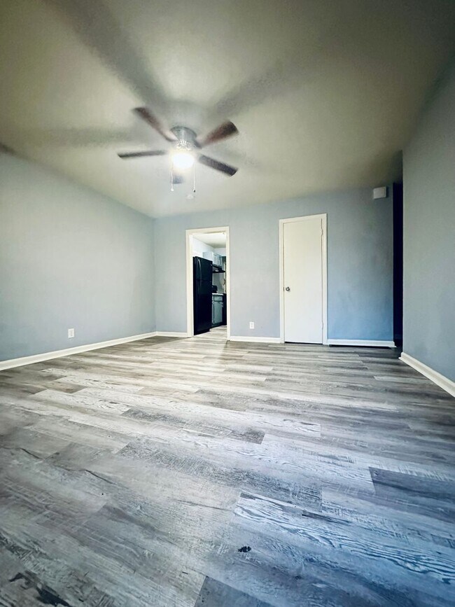 Foto del edificio - 4215-4217 E 54th St