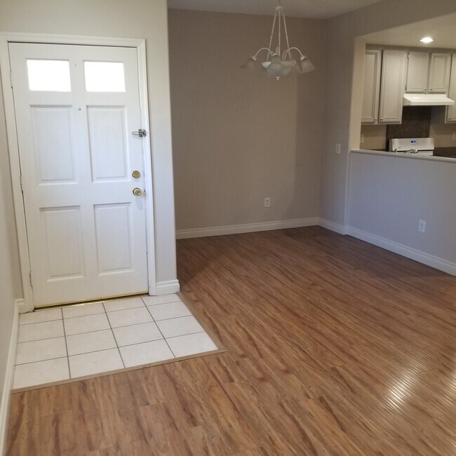 5862 Burnham Ave, Buena Park, CA 90621 Townhome Rentals in Buena Park