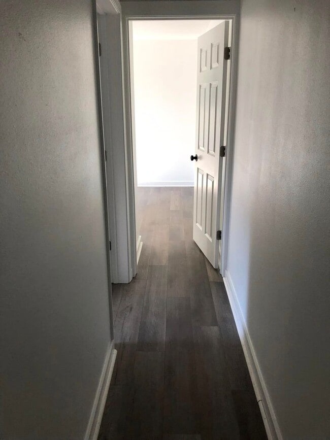 Building Photo - Bald Knob Duplex