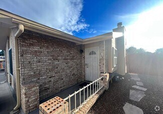 Building Photo - 613 Sheryl Way