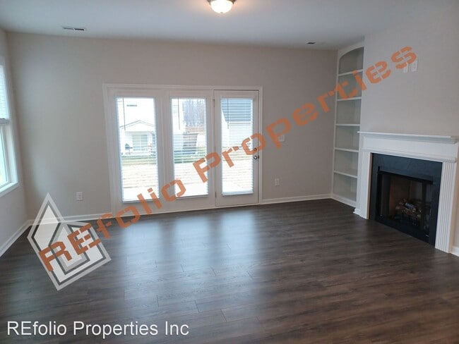 Building Photo - 4 br, 2.5 bath House - 32 Patagonia Place