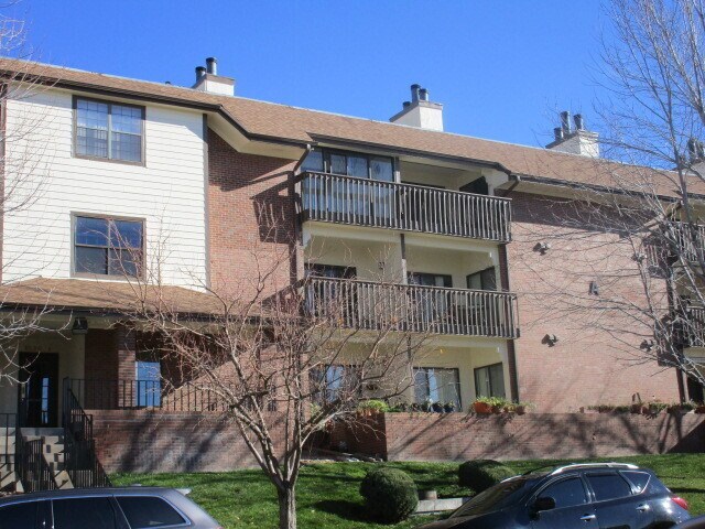 Photo - 13950 E Oxford Pl