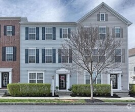 Building Photo - 137 Summer Ln