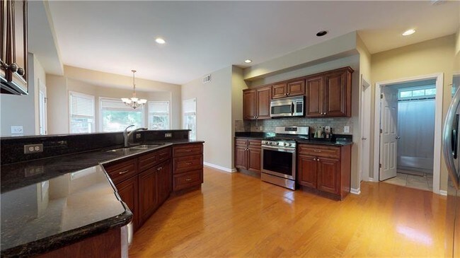 Building Photo - 860 Highmeade Dr