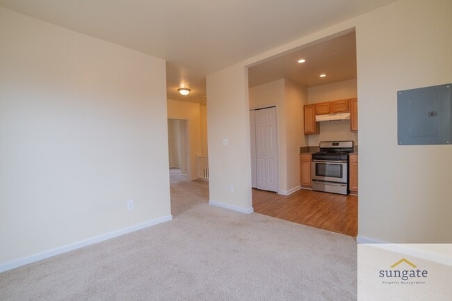 Building Photo - 2435 W Lafayette Ave