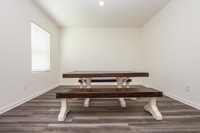 Building Photo - 78 Elmarry Ln