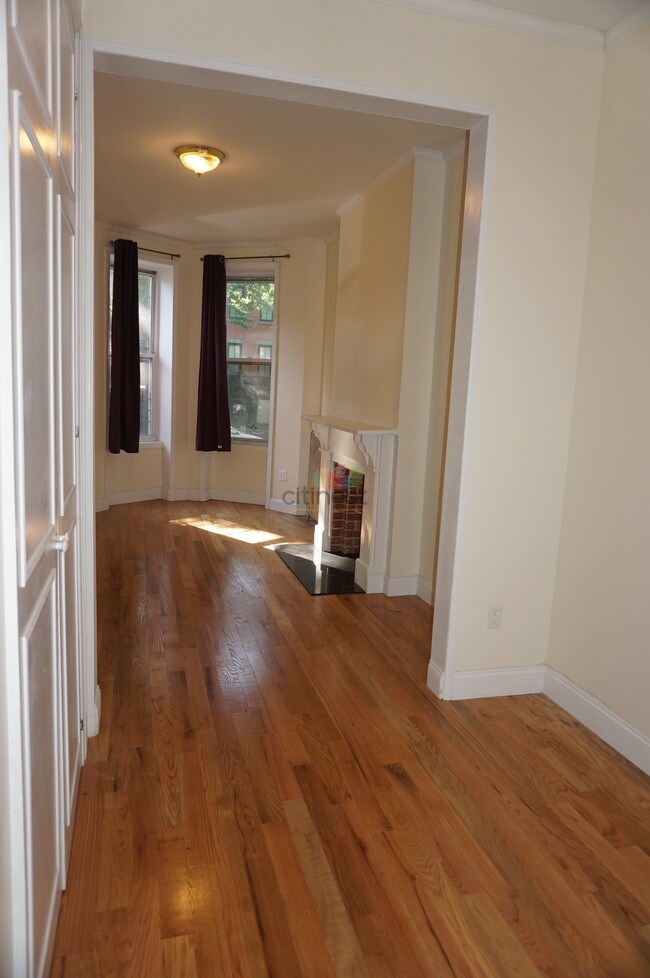 Foto del edificio - 1207 8th Ave