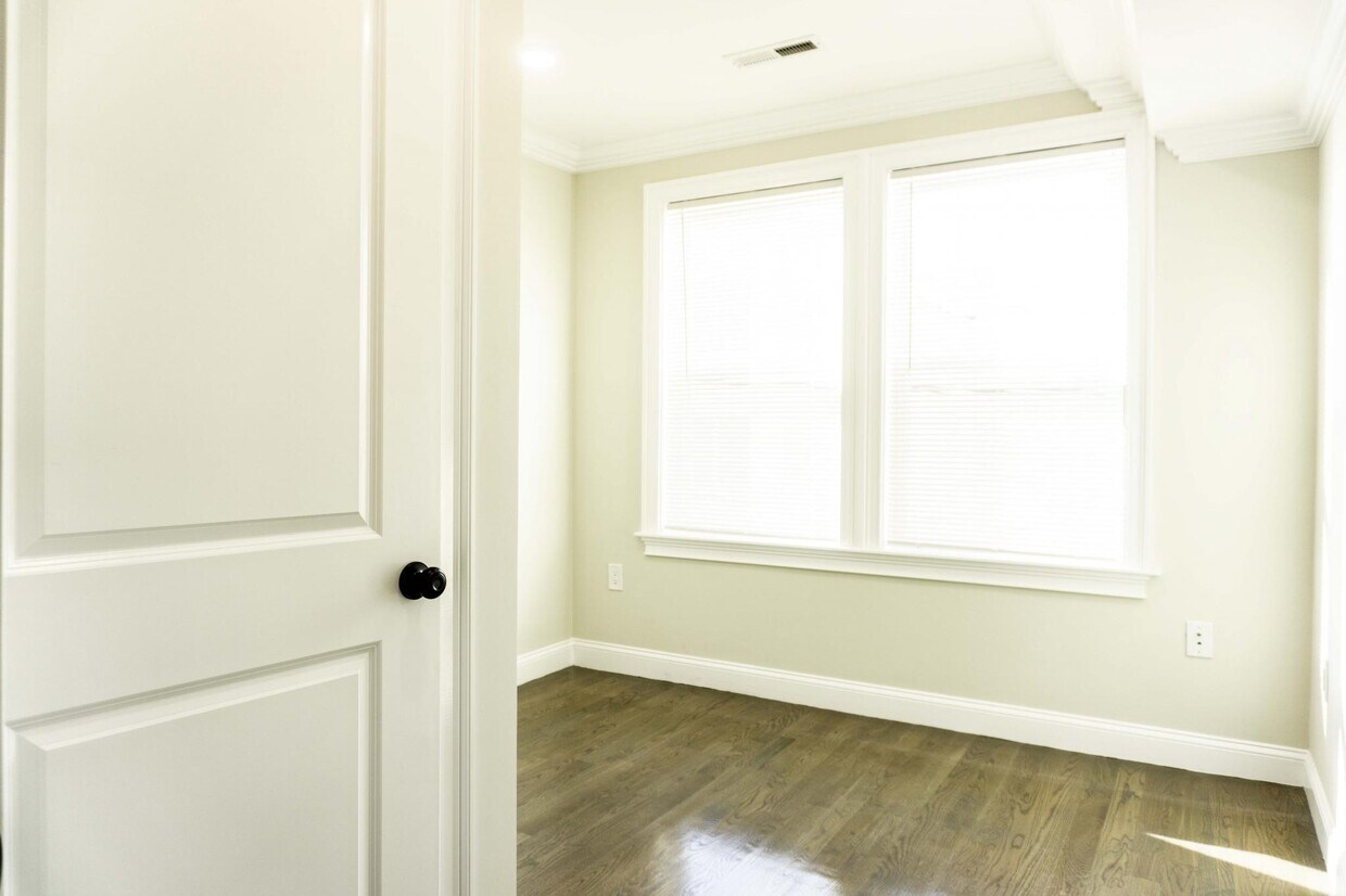 Foto del edificio - 207 Commonwealth Ave