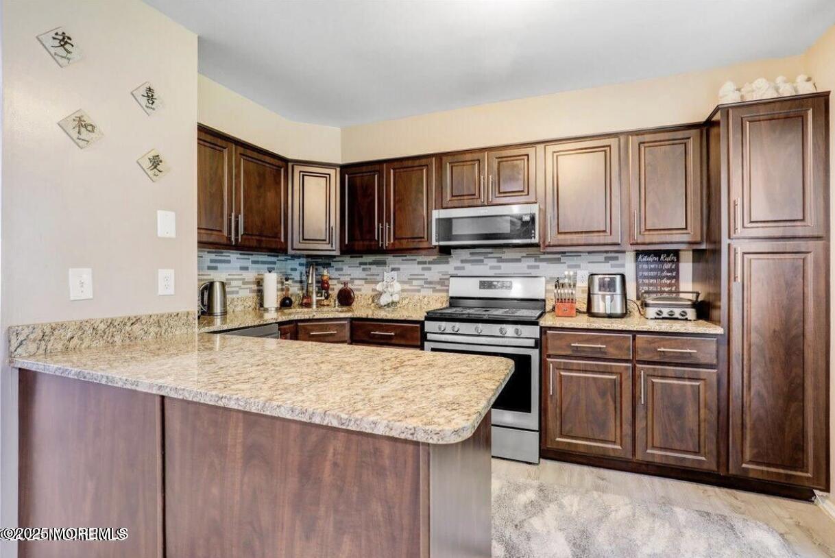 Foto del edificio - 111 Joan Ct