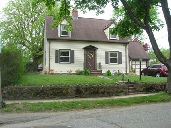 Primary Photo - 81 Farnham St