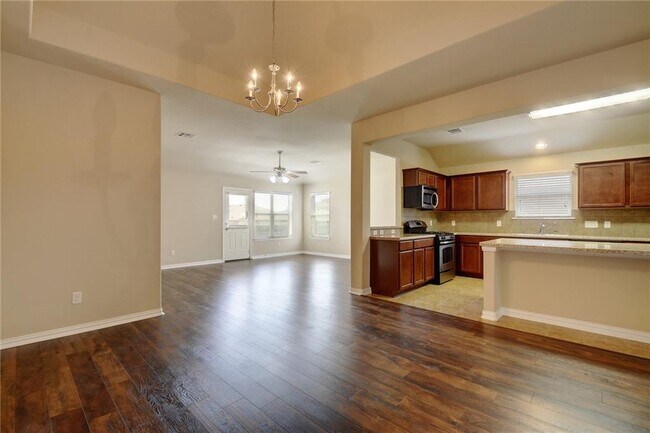Building Photo - 351 Strawberry Blonde Dr
