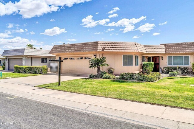 Foto del edificio - 10601 W Hutton Dr