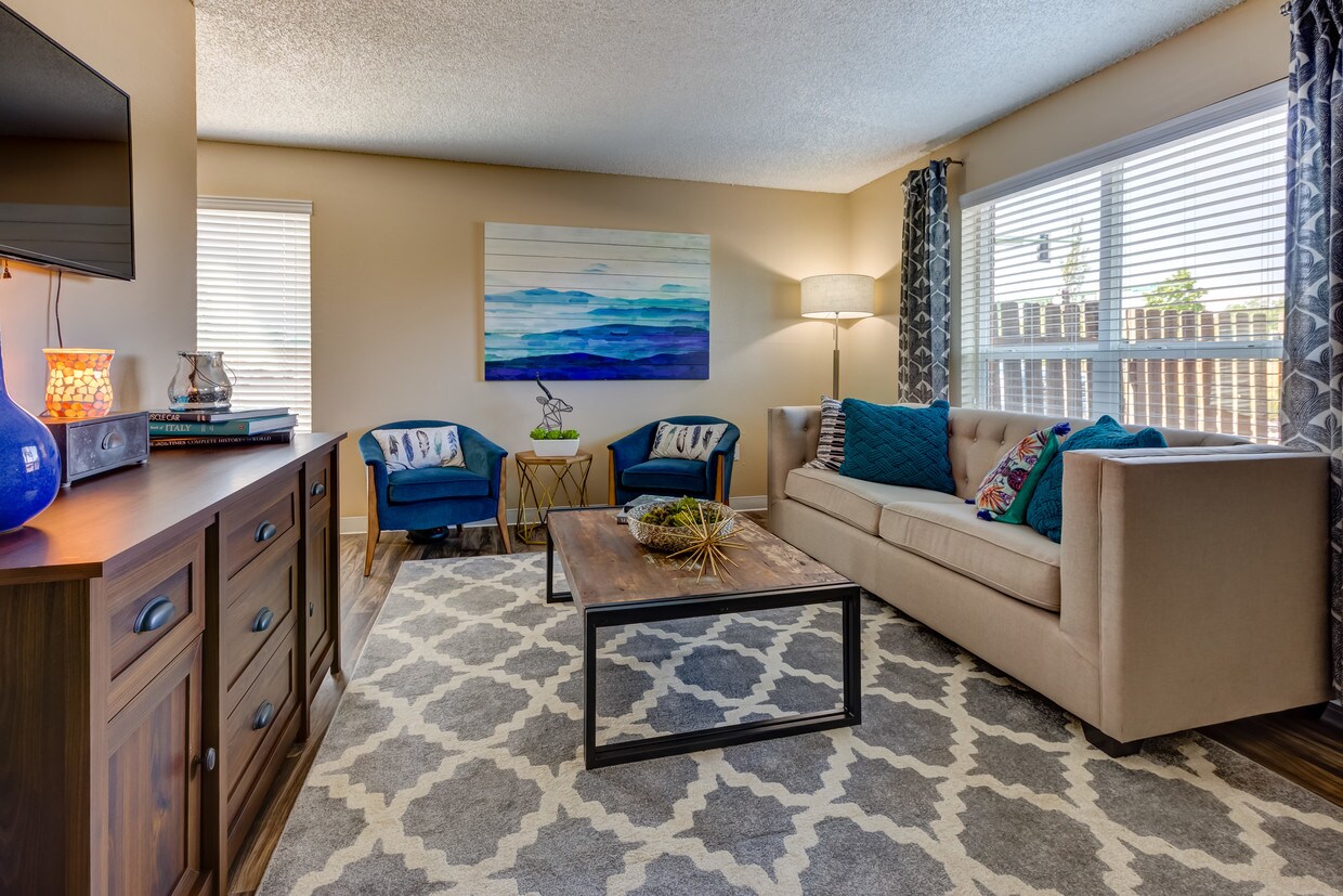 Heights on Huron 10648 Huron St Northglenn, CO Apartments for Rent