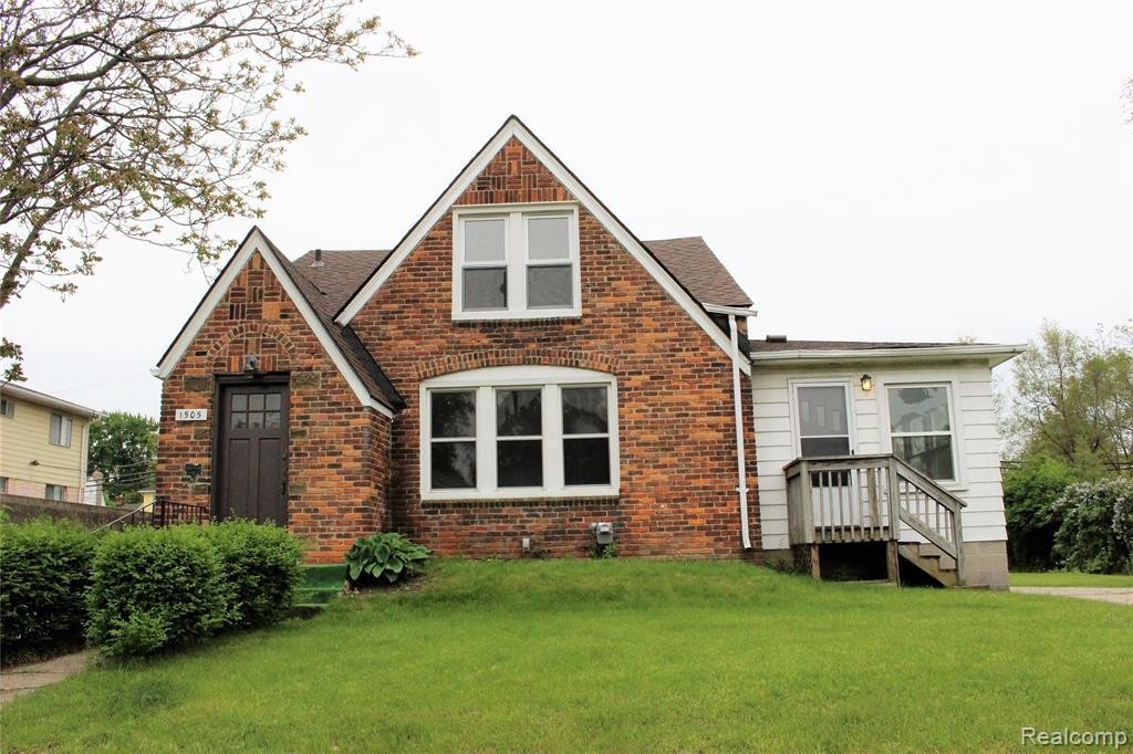 Foto principal - 1505 W Nine Mile Rd