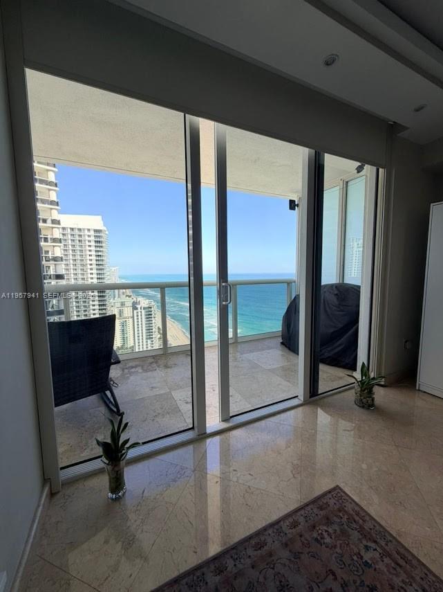 Foto del edificio - 1830 S Ocean Dr