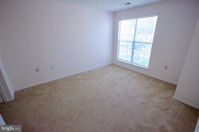 Building Photo - 20979 Timber Ridge Terrace