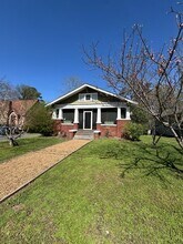 Building Photo - 3211 Montview Dr