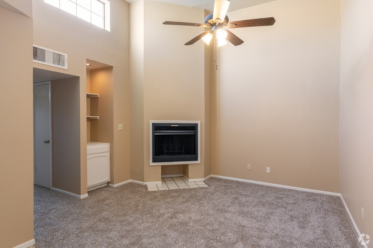 Country Crest Apartment Homes - 1804 Wyoming Ave Las Cruces, NM 88001 |  Apartments.com