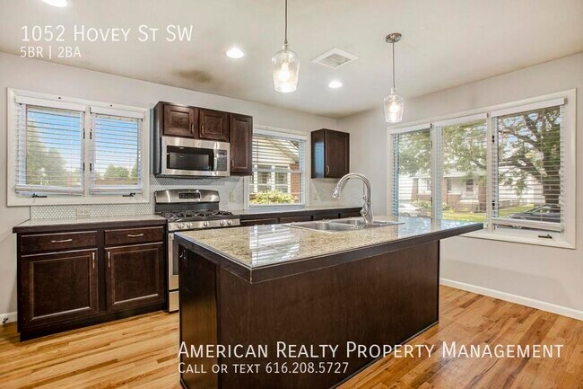 Foto del edificio - 1052 Hovey St SW