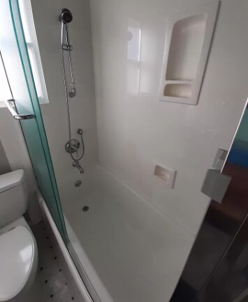 Foto del edificio - Townhome at 1901 Clinton Ave , Alameda