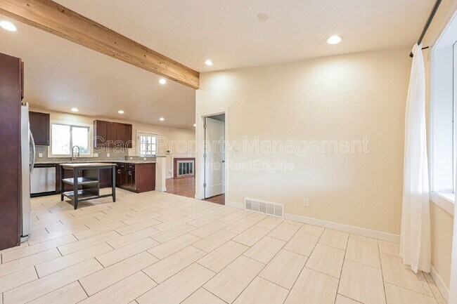 Building Photo - 1949 S Kearney Way