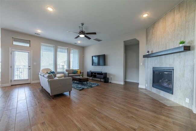 Foto del edificio - 5516 Limestone Spring Cove