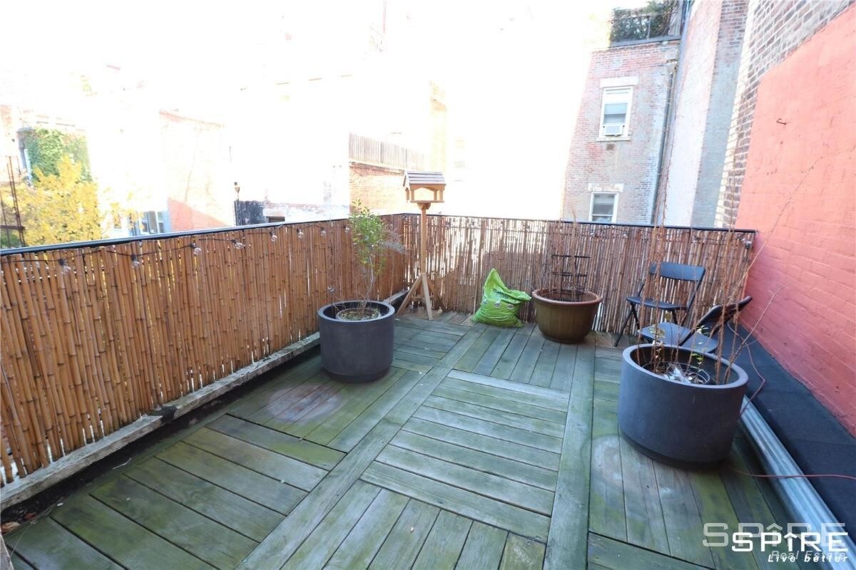 Foto principal - 39 W 68th St